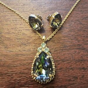 SORRELLI Necklace and Earring set. EUC. $125 OBO
